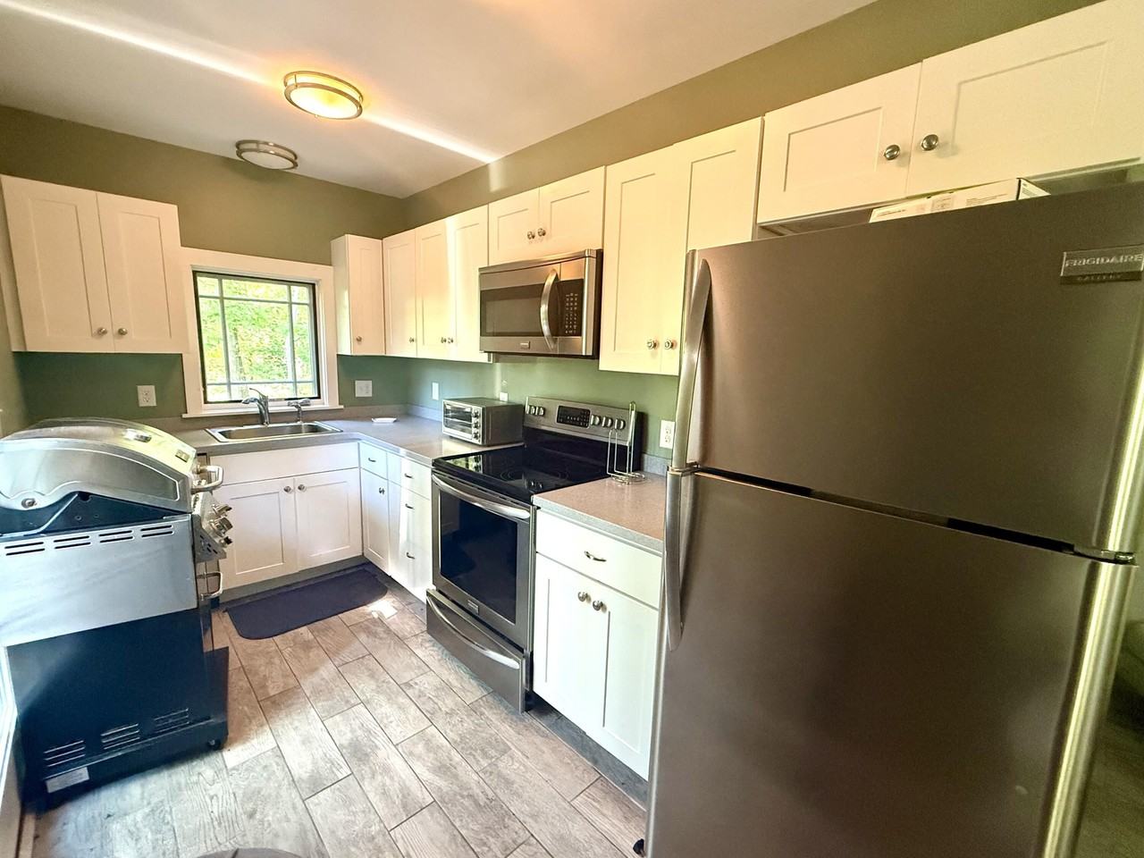 717 Stony Brook Rd - Photo 4 of 7