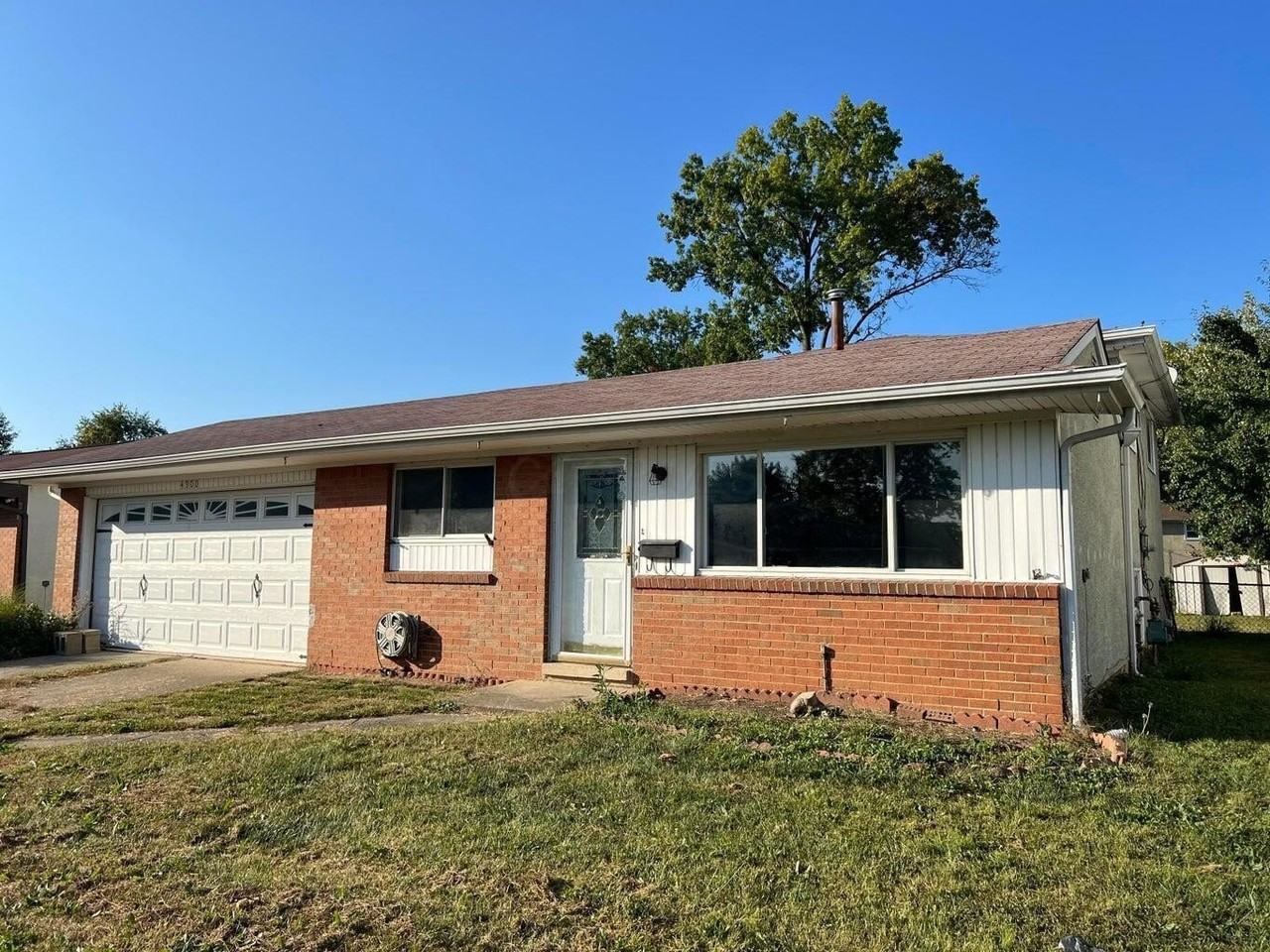 4900 Kresge Dr - Photo 2 of 5