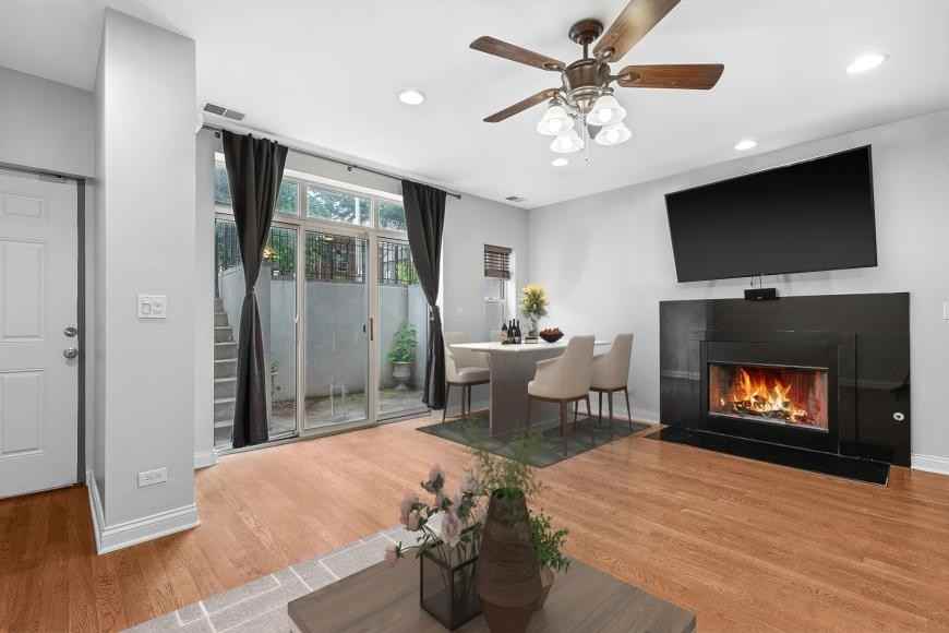 2728 W Cortez St - Photo 5 of 10