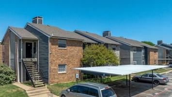 featured image of 696 Fox Ave