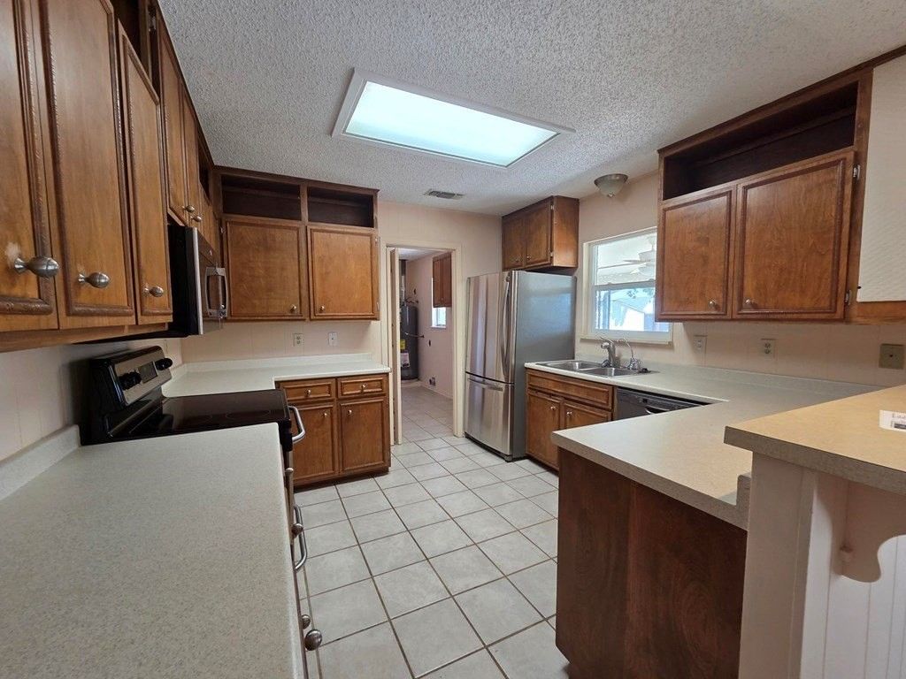 607 S Columbus St - Photo 7 of 20