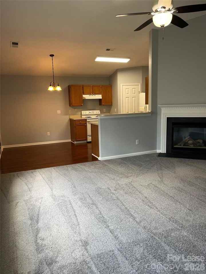 3043 Willamette Valley Dr - Photo 5 of 20
