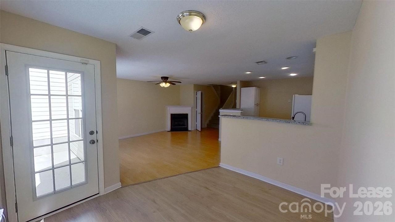 482 Robin Reed Ct - Photo 2 of 13
