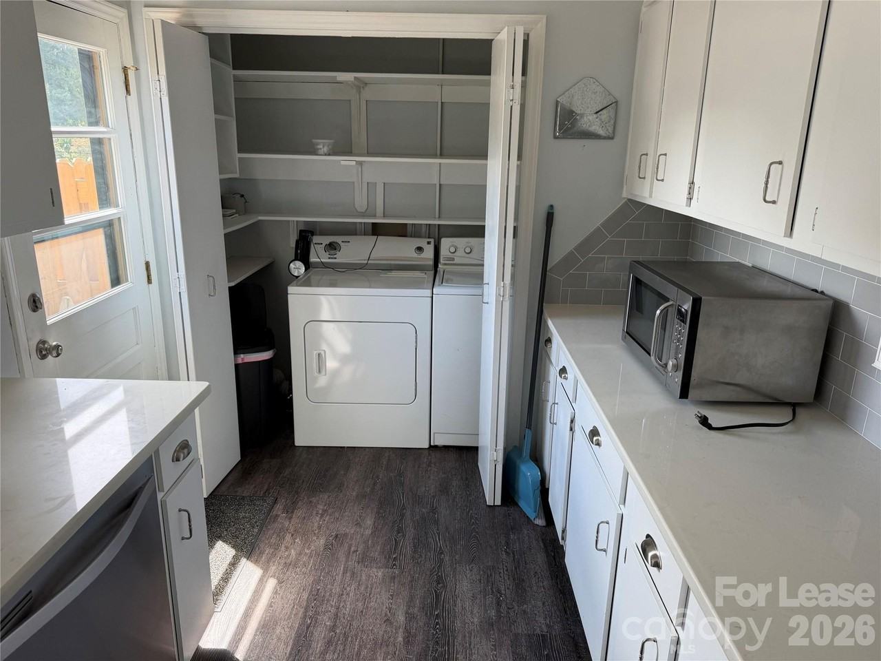 415 E Broad St #A5 - Photo 3 of 14