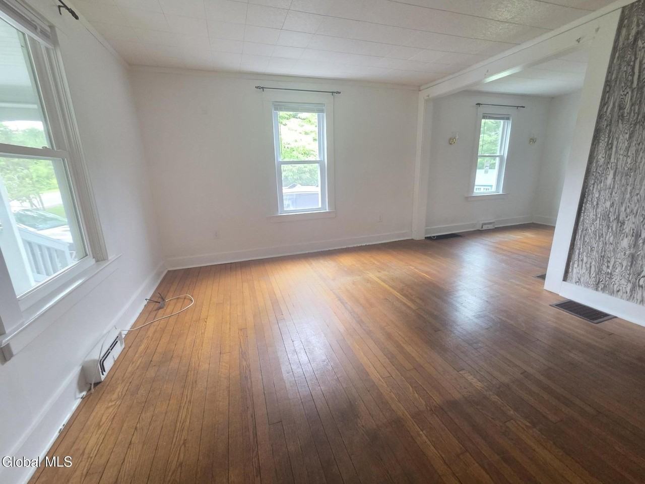 78 Bradt Rd - Photo 2 of 28