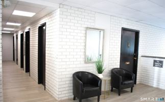 featured image of 87 Glenbrook Rd #7G