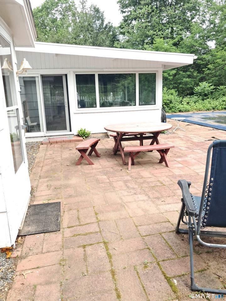 21 Hillcrest Dr - Photo 5 of 10