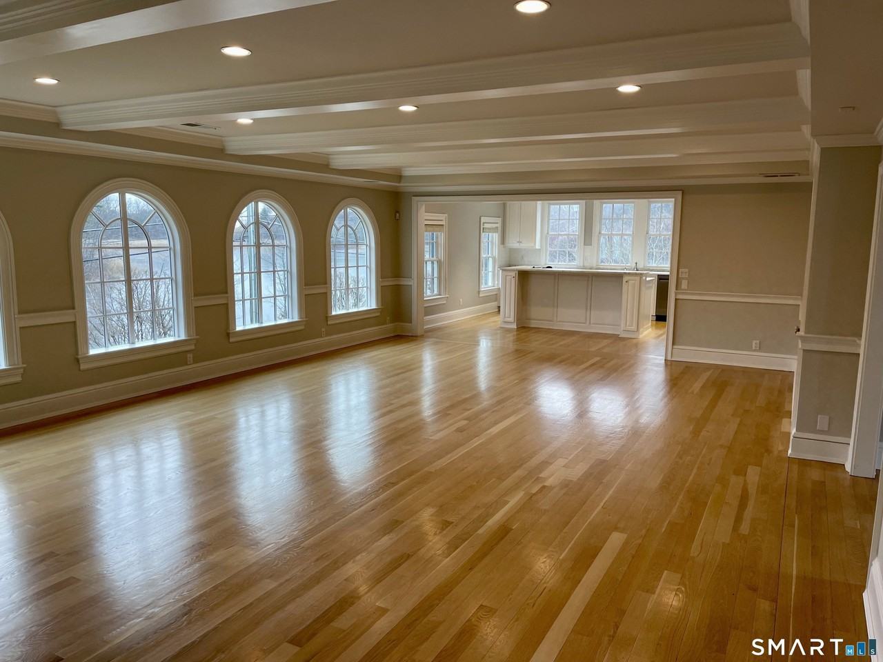 19 Deercliff Rd - Photo 5 of 32