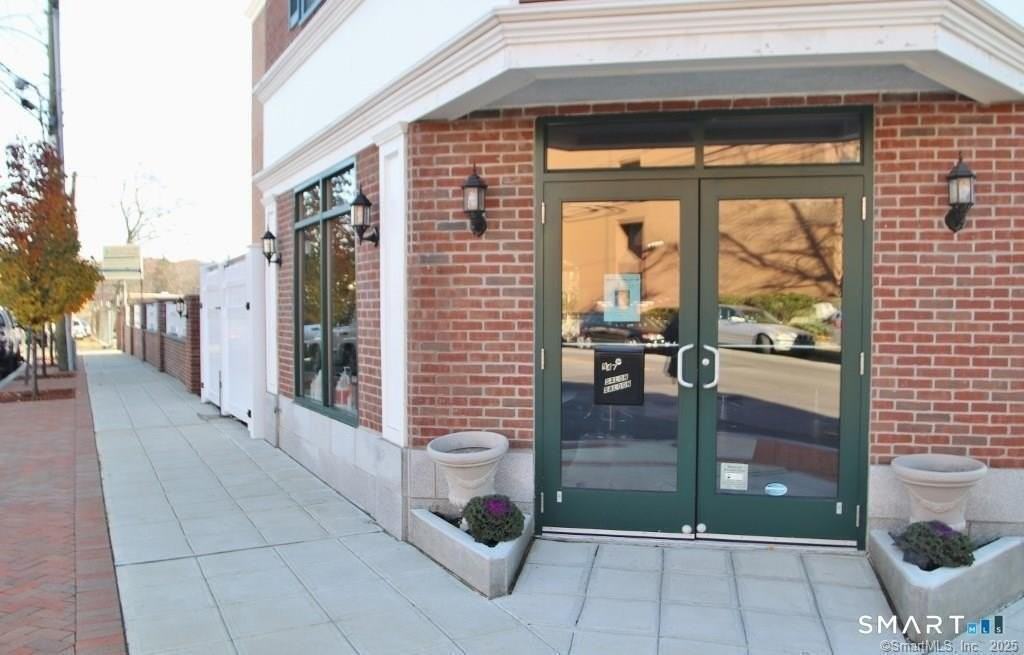 947 Hope St #302 - Photo 2 of 10