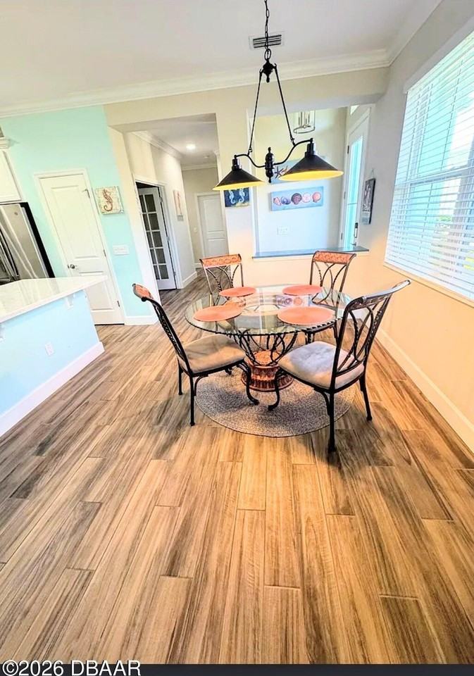 330 Coral Reef Way - Photo 3 of 17