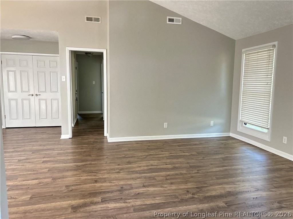5914 Rustlewood Dr - Photo 3 of 8