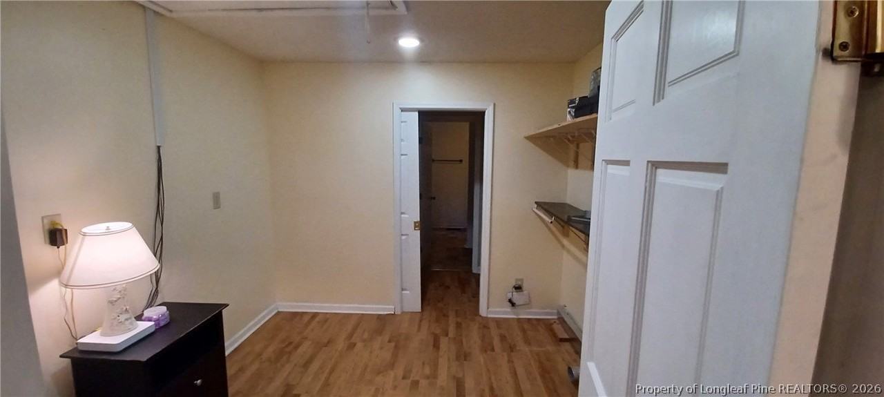 211 Sheffield Ct - Photo 4 of 29
