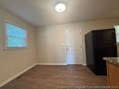 1070 Rulnick St - Photo 5 of 15