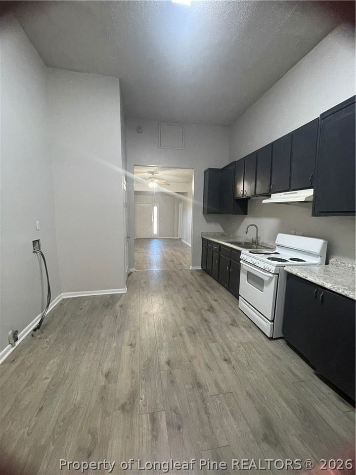 401 S Clinton Ave #D - Photo 5 of 15