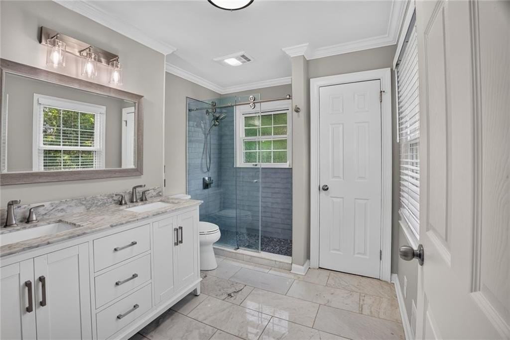 2982 Northbrook Dr - Photo 3 of 42