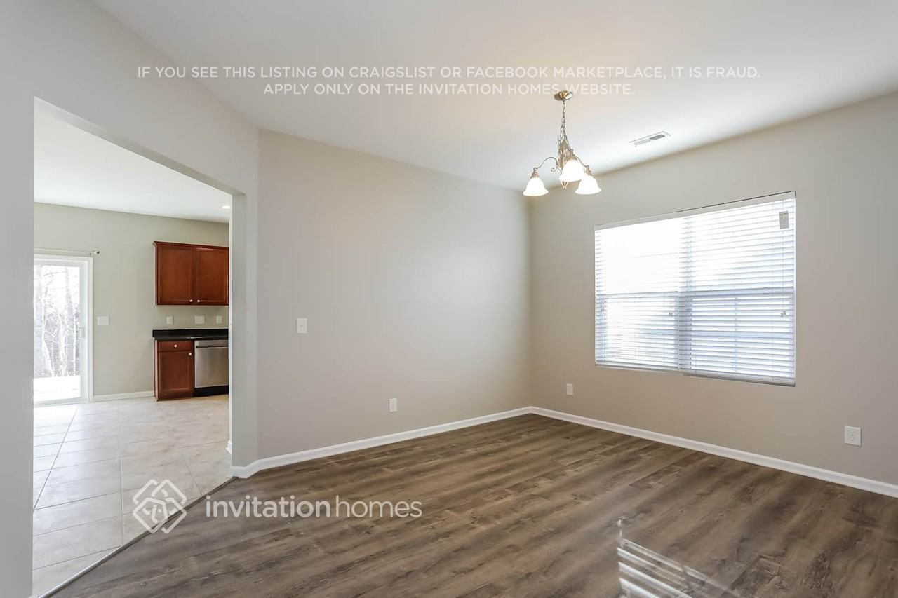 3826 Althorp Dr - Photo 6 of 16