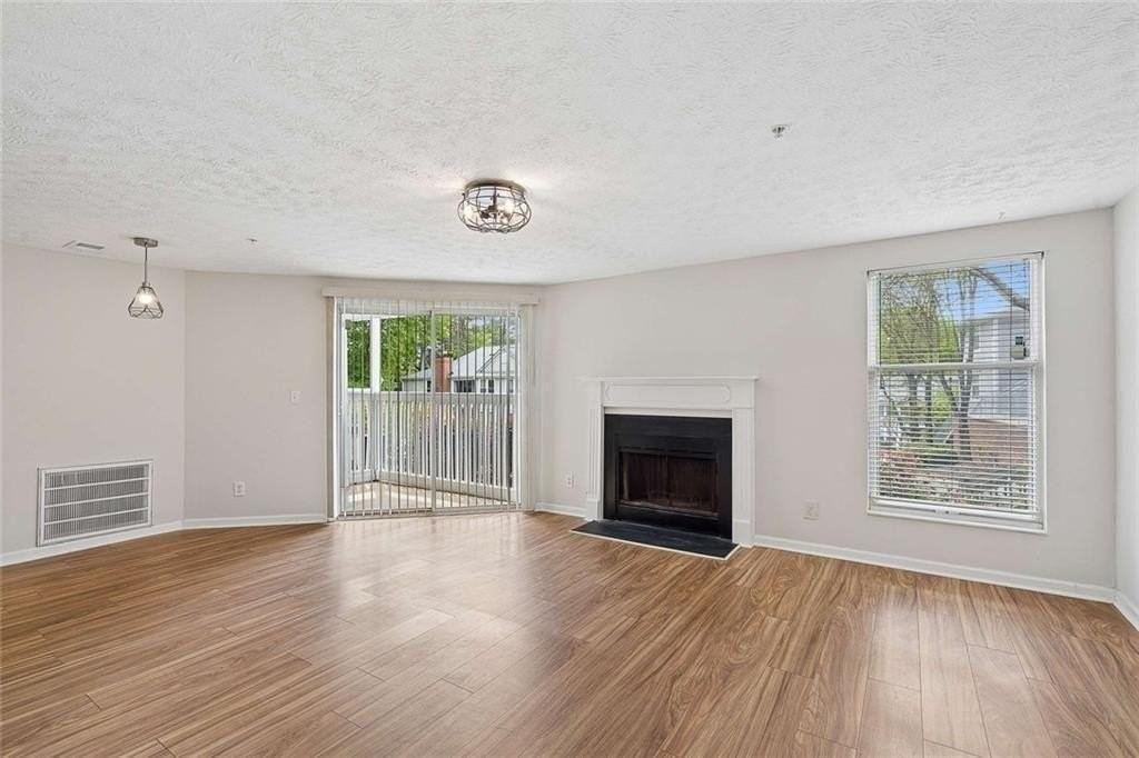 1465 Keys Crossing Dr Ne - Photo 5 of 38
