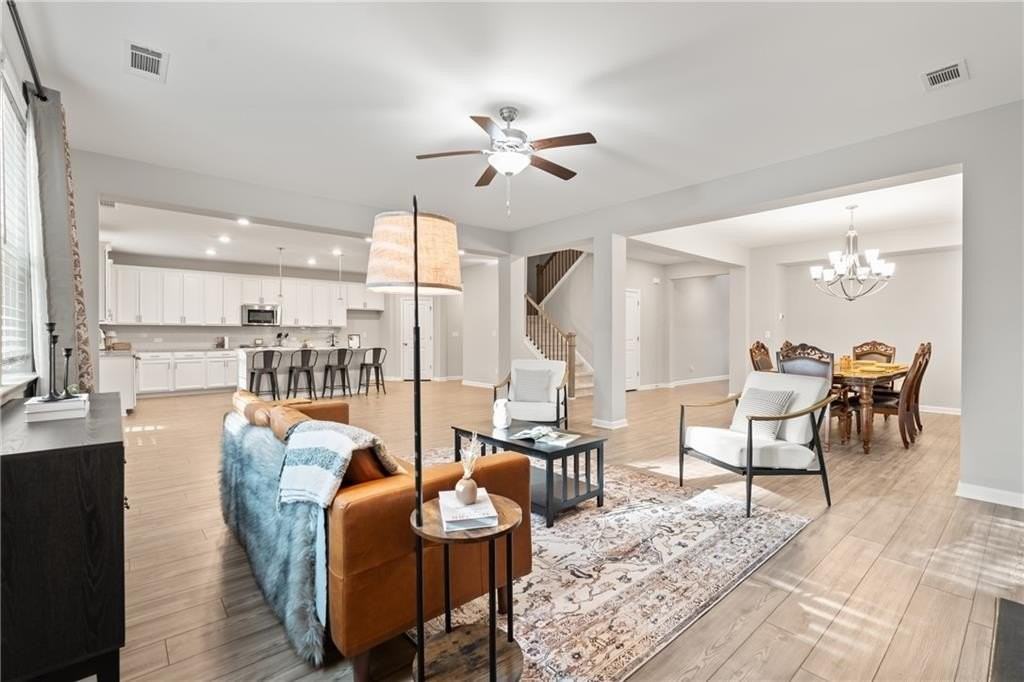 4437 Waxwing St - Photo 5 of 48