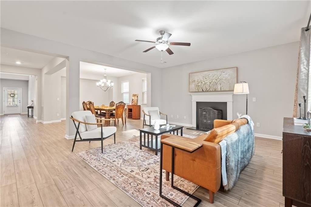 4437 Waxwing St - Photo 6 of 48