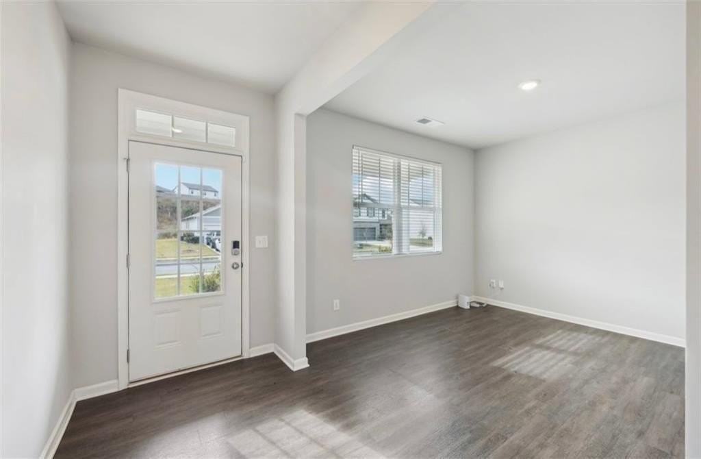 6637 Bluffview Dr - Photo 6 of 27