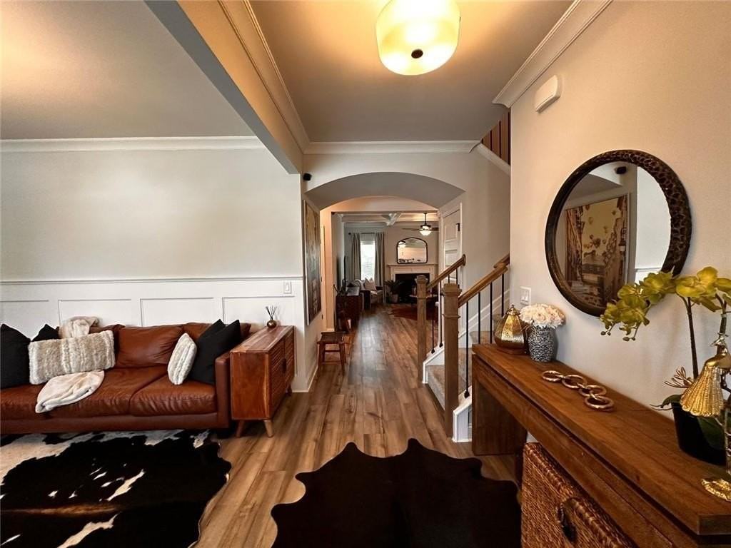 325 Sterling Creek Way - Photo 2 of 29