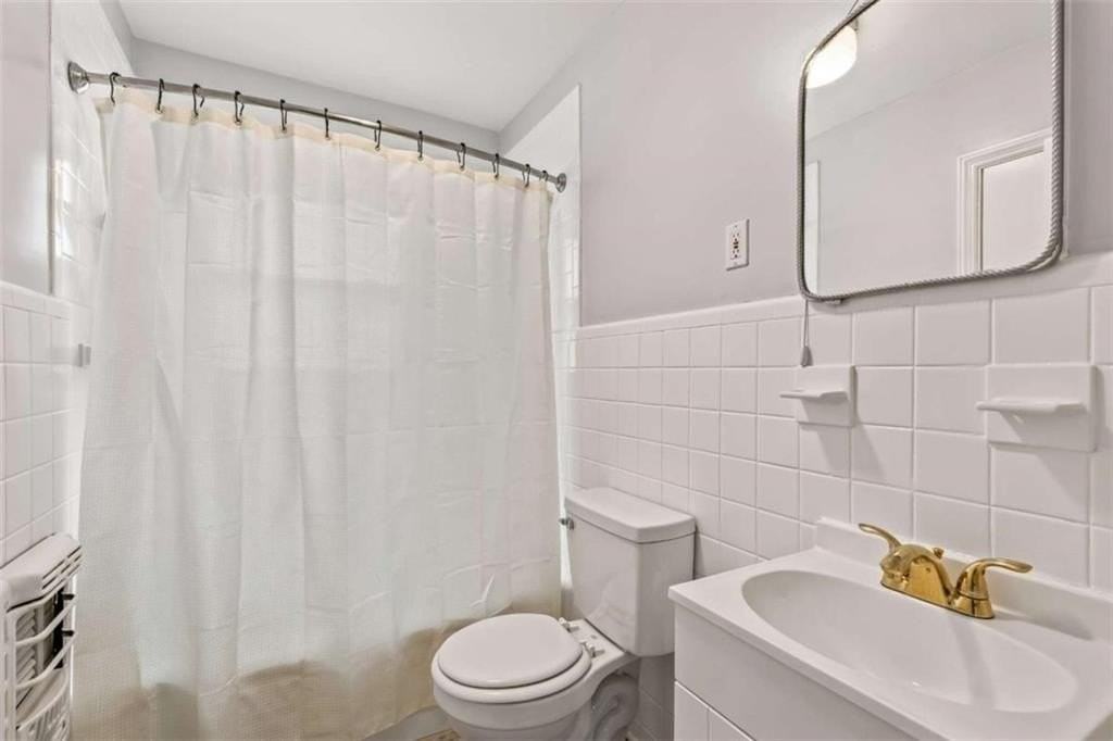 1780 John Calvin Ave #R - Photo 7 of 12