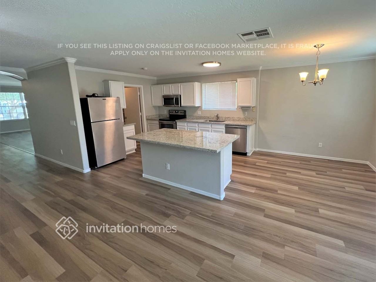 6862 W Townley Ave - Photo 2 of 9