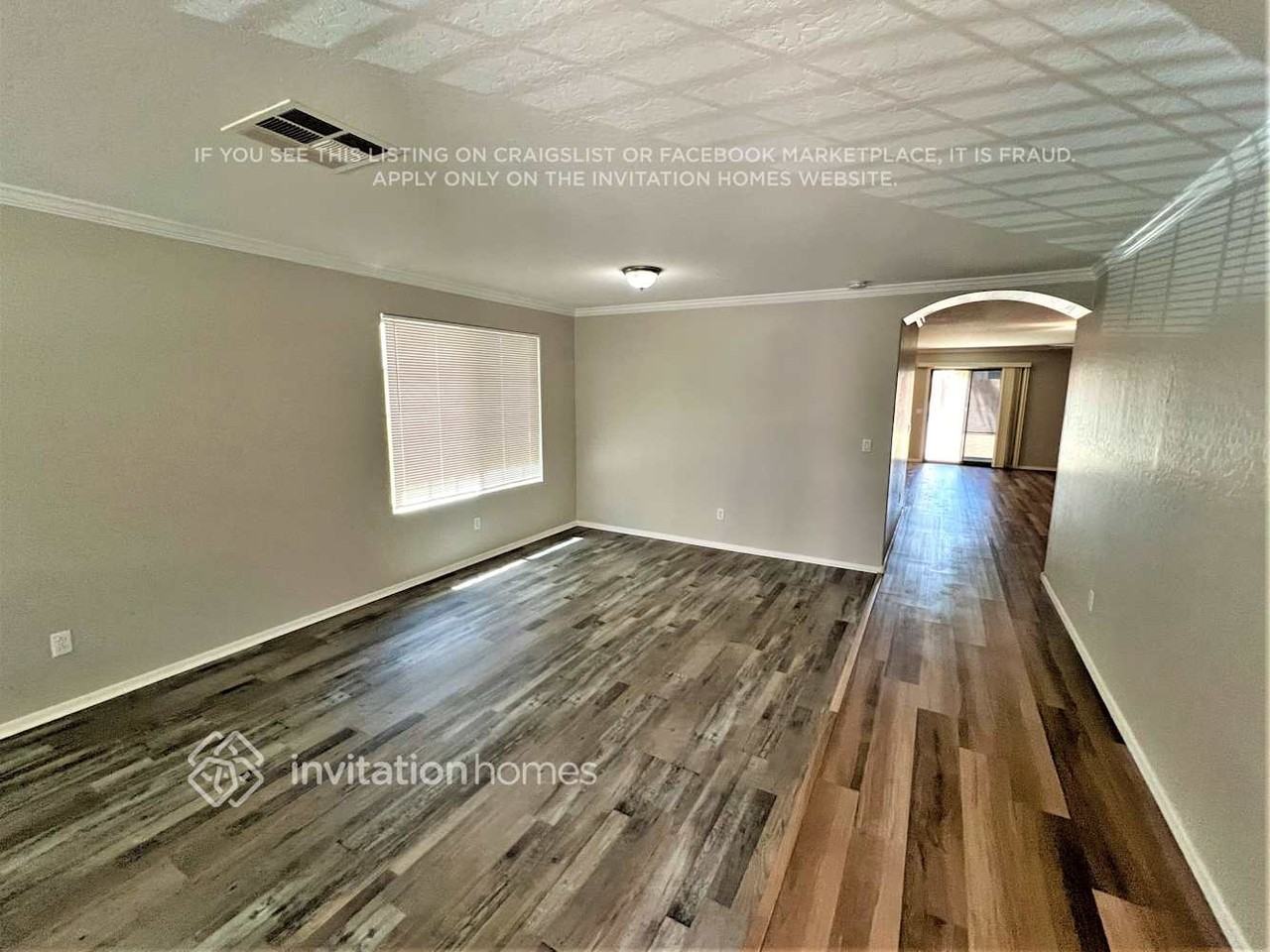 6862 W Townley Ave - Photo 3 of 9