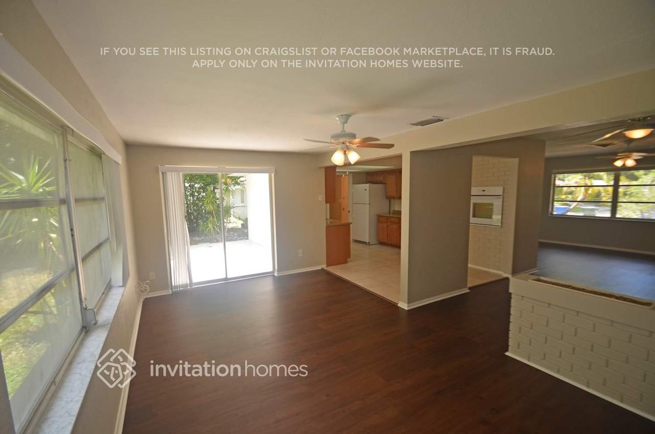 2642 Oakbrook Dr - Photo 5 of 13