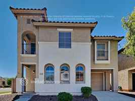featured image of 1515 E Sheraton Ln