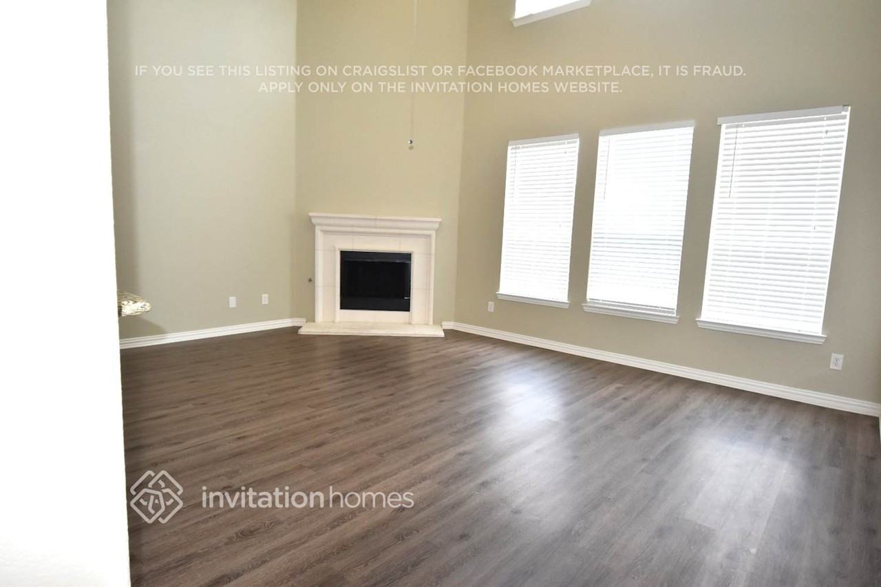 636 Shire Way - Photo 6 of 26