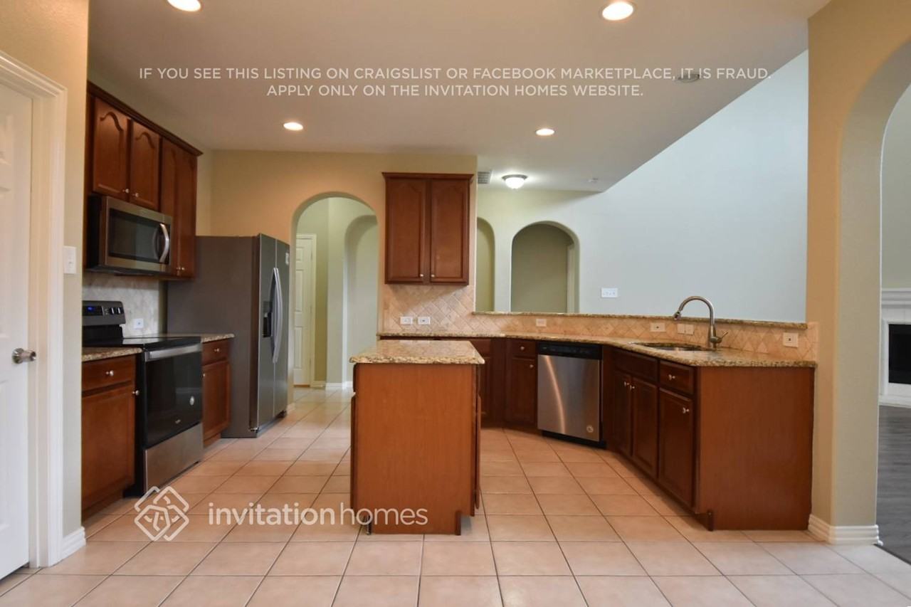 636 Shire Way - Photo 7 of 26