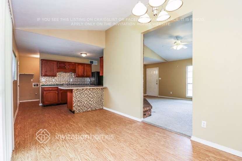 324 Matterhorn St - Photo 7 of 24