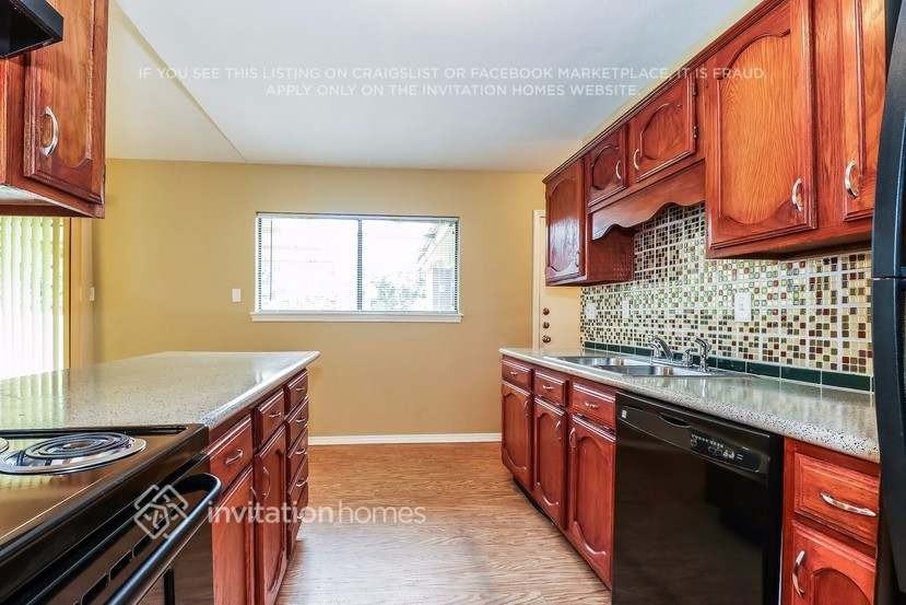 324 Matterhorn St - Photo 5 of 11