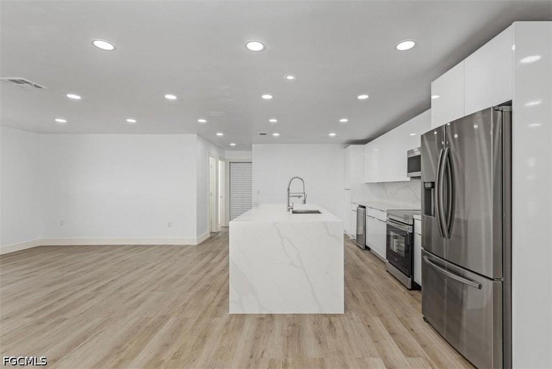 6043 Birnam Wood Ln - Photo 2 of 10