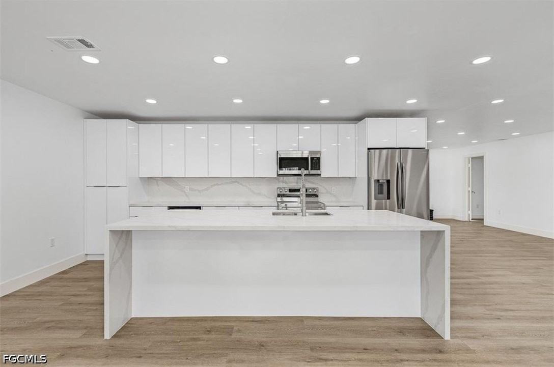 6043 Birnam Wood Ln - Photo 3 of 10