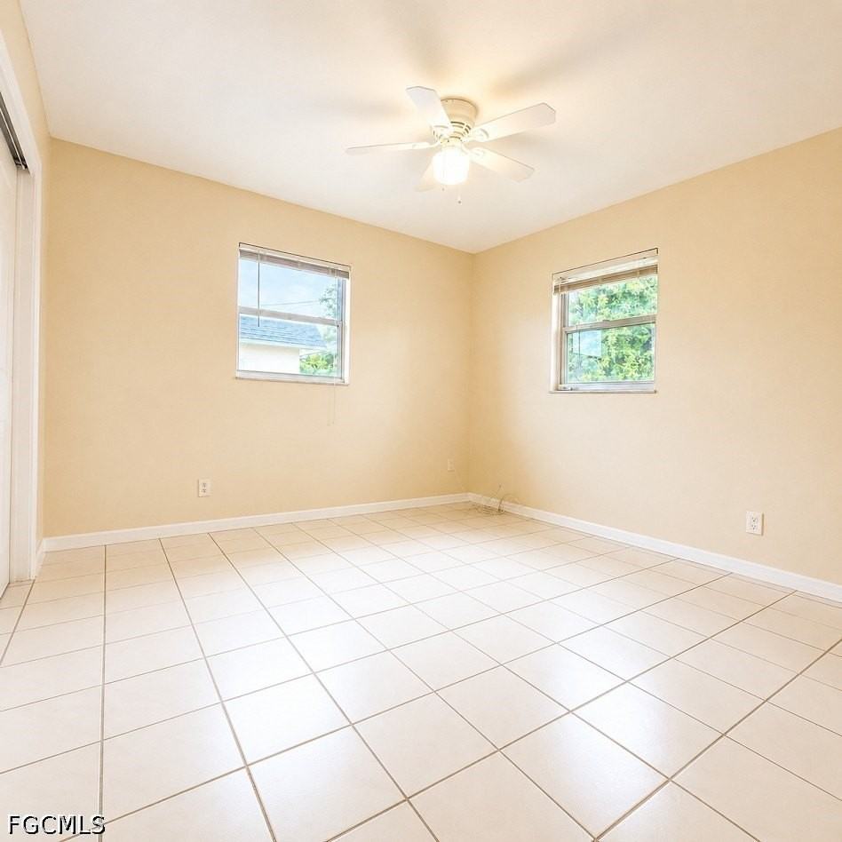 5469 6th Ave - Photo 4 of 11