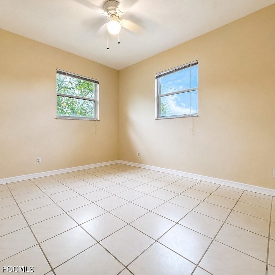 5469 6th Ave - Photo 6 of 11