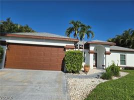 featured image of 2136 Se 8th Ave