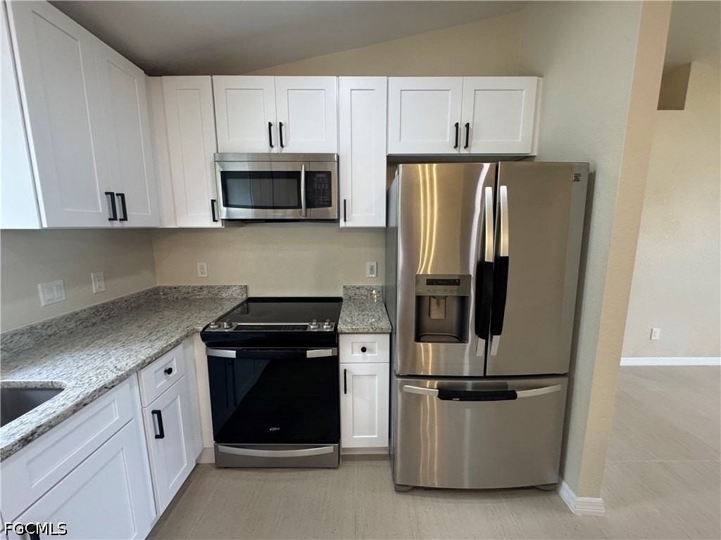 4426 Sw Santa Barbara Pl - Photo 4 of 36