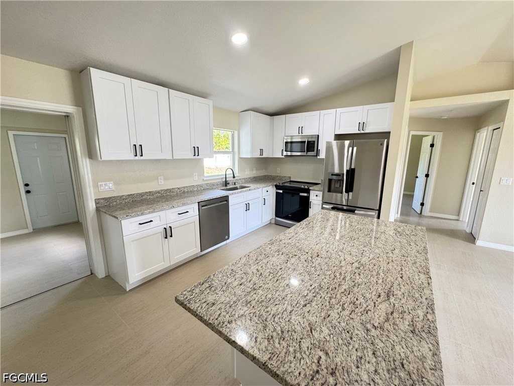 4426 Sw Santa Barbara Pl