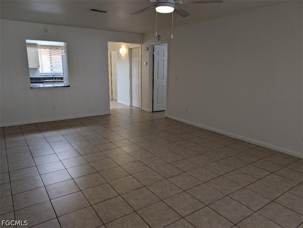 1318 Se 40th Ter #4 - Photo 6 of 13
