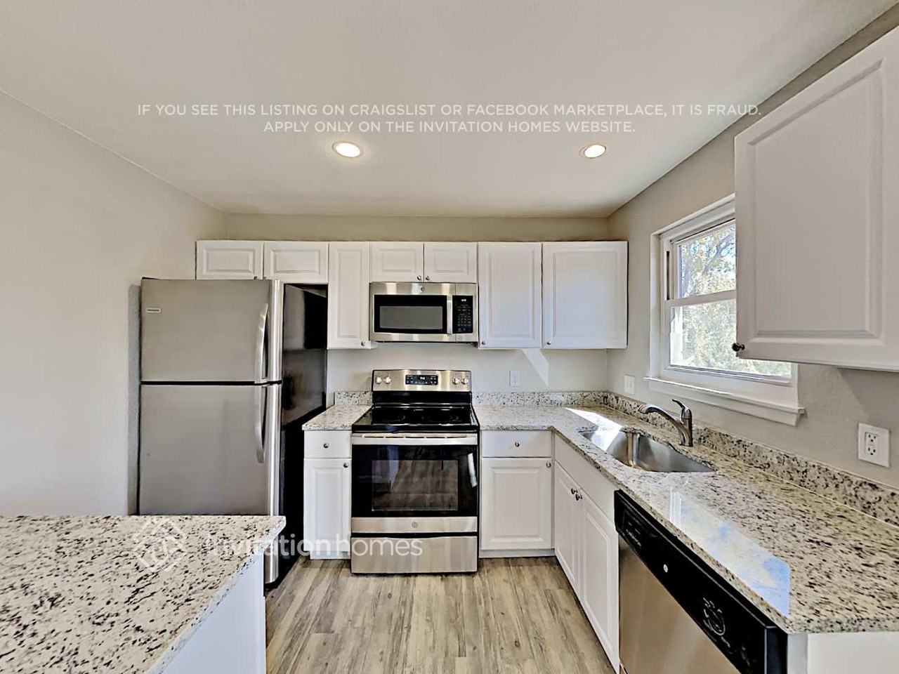 10852 Ingalls Cir - Photo 7 of 21
