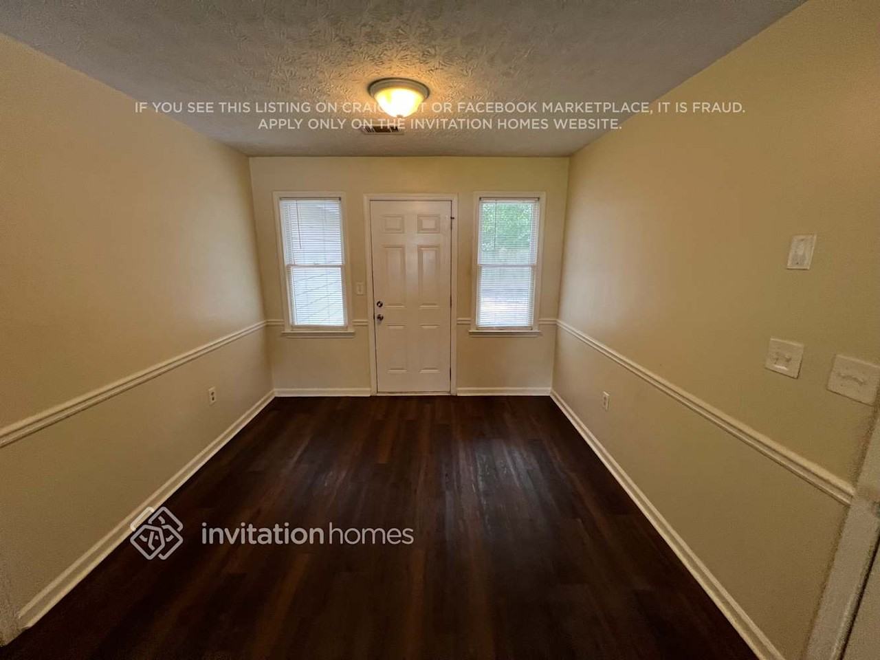 4793 Cedar Lake Dr Se - Photo 2 of 9