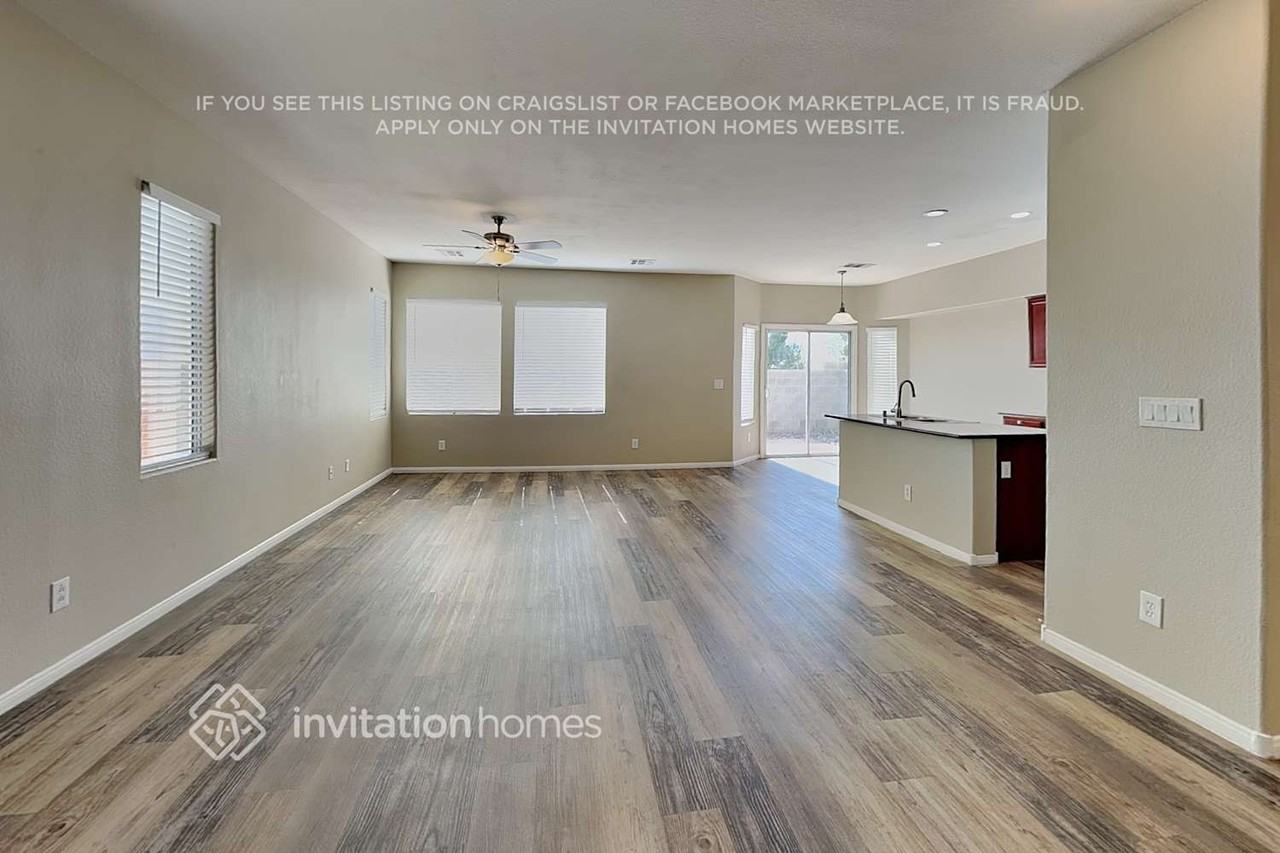 7832 Marksville St - Photo 4 of 21