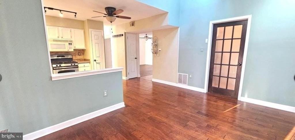 75 Peregrine Dr - Photo 4 of 27