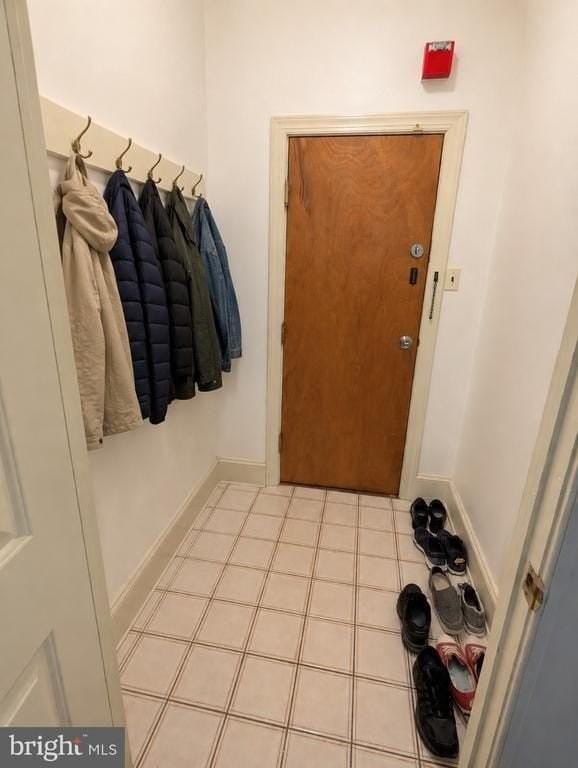 2826 Poplar St #2 - Photo 2 of 17