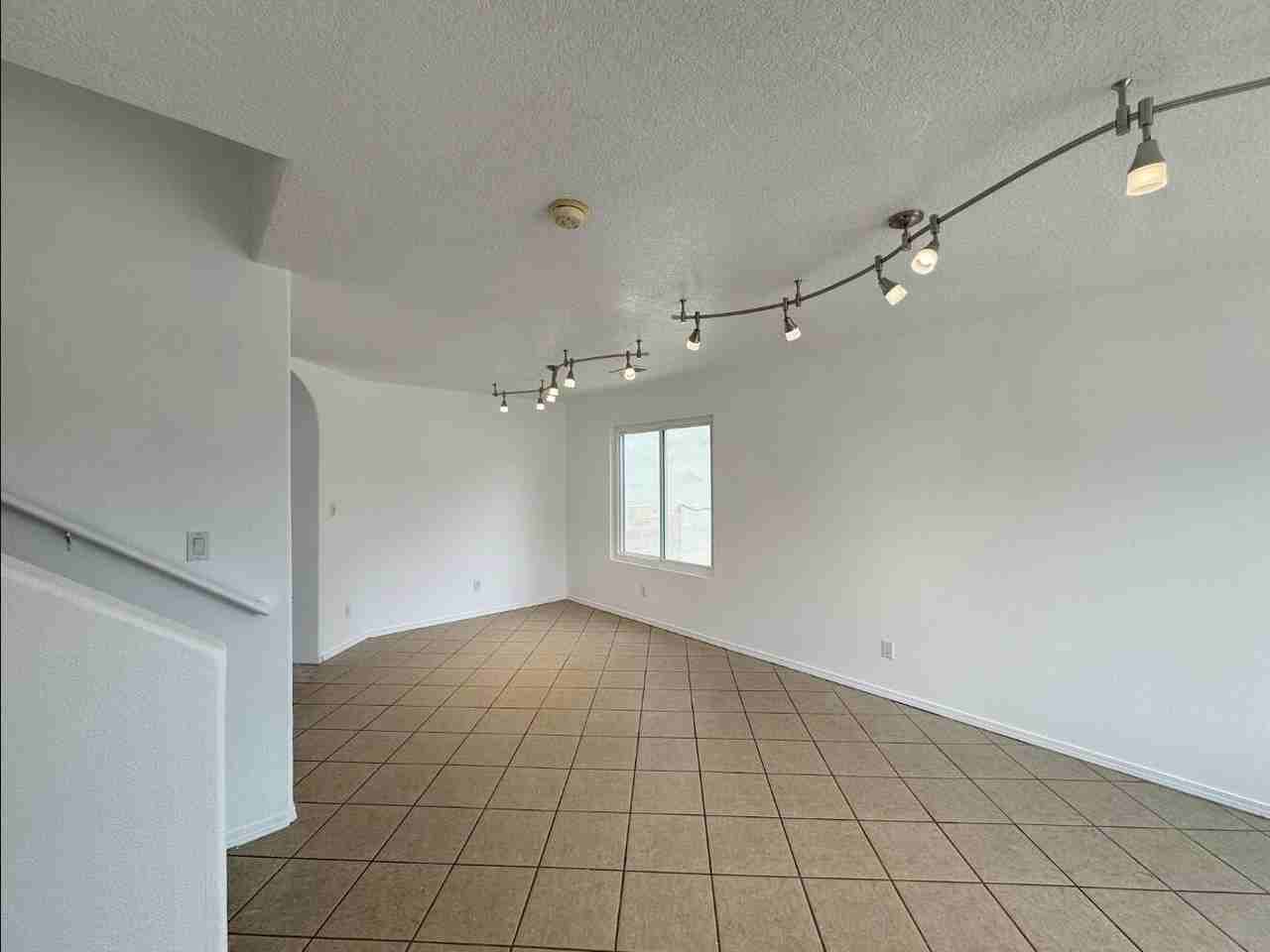 7701 Banyon Ave Nw - Photo 2 of 30