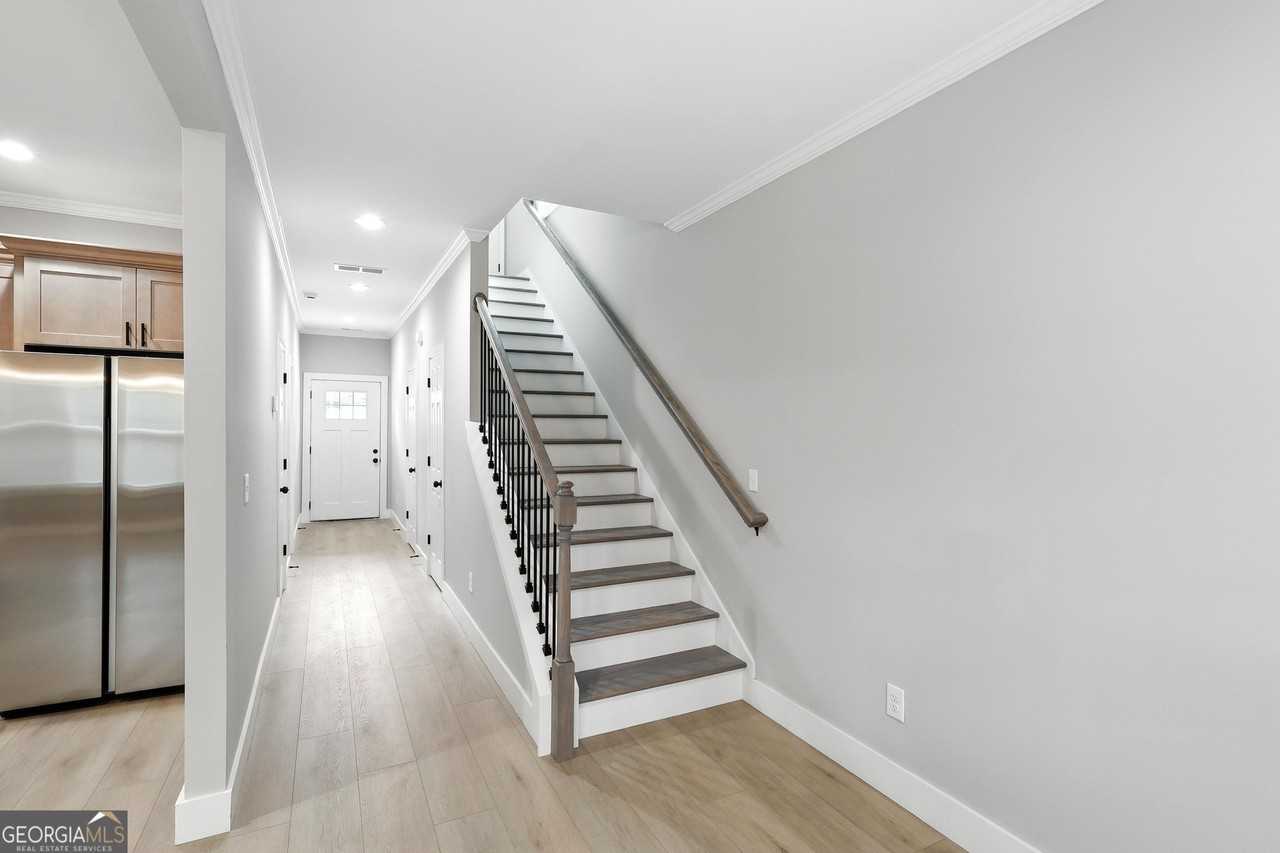 232 Brad St #A - Photo 6 of 16