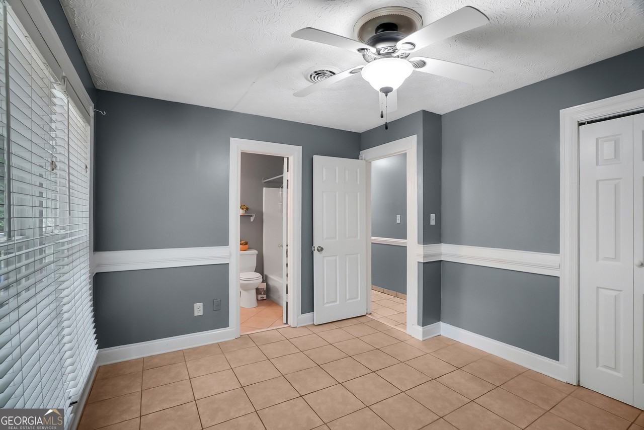 217 Wynnmeade Pkwy - Photo 7 of 24